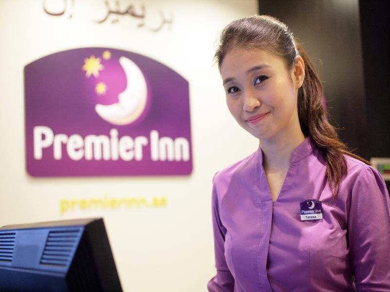 Premier Inn Abu Dhabi Airport Business Park Интерьер фото