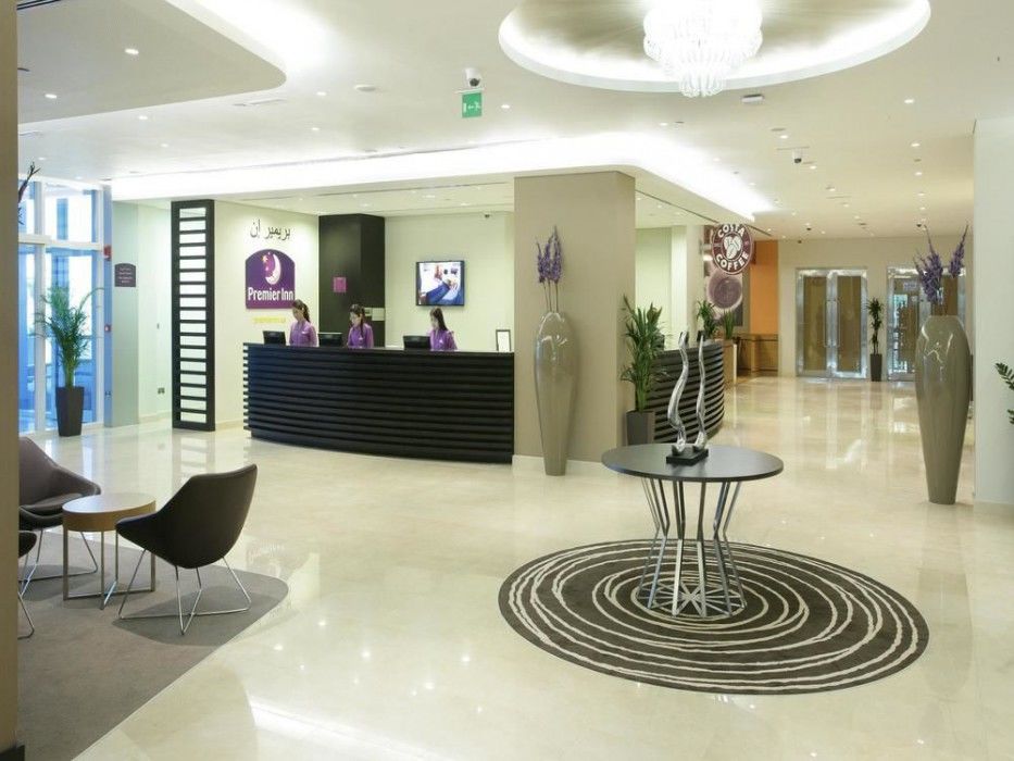 Premier Inn Abu Dhabi Airport Business Park Экстерьер фото