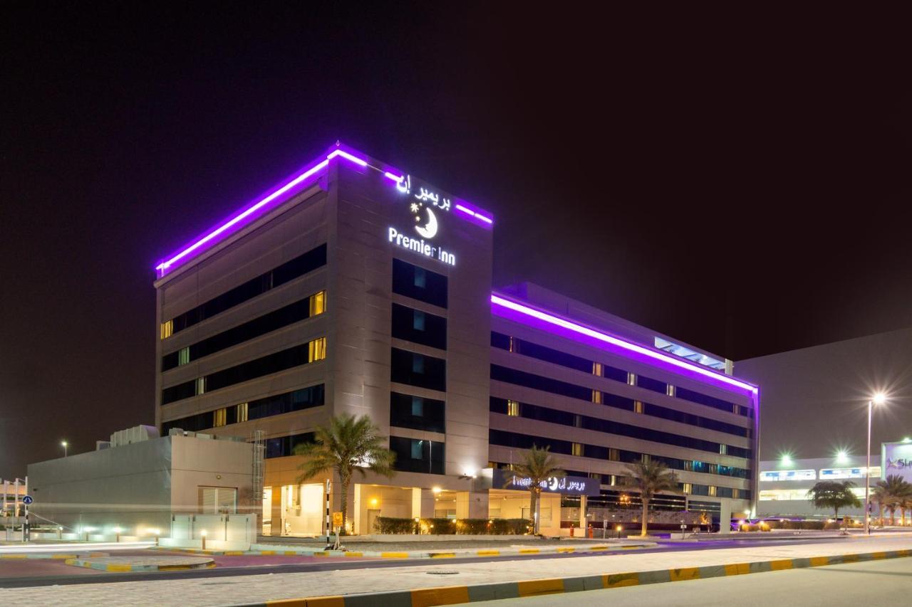 Premier Inn Abu Dhabi Airport Business Park Экстерьер фото